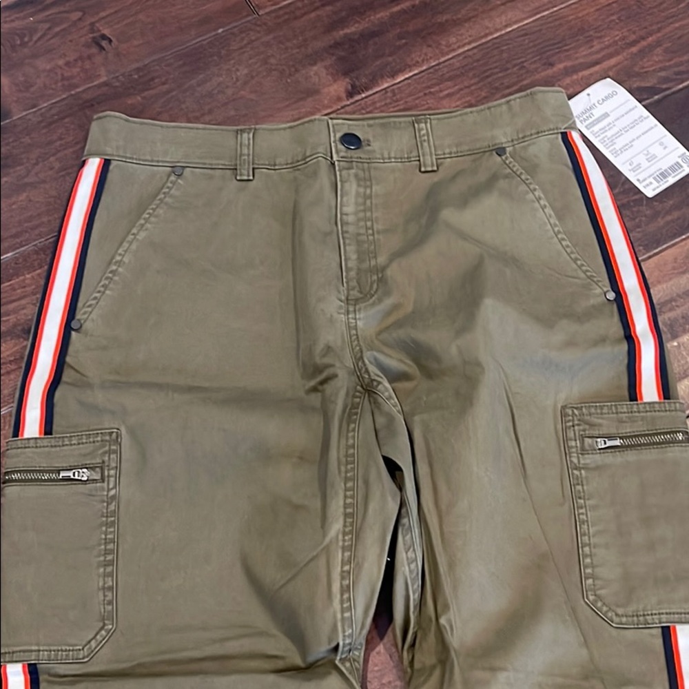 NWT Athleta Summit Cargo Pant olive 8